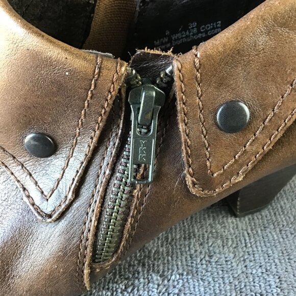 Born Distressed Brown Leather Booties Sz 8 - Picture 6 of 16